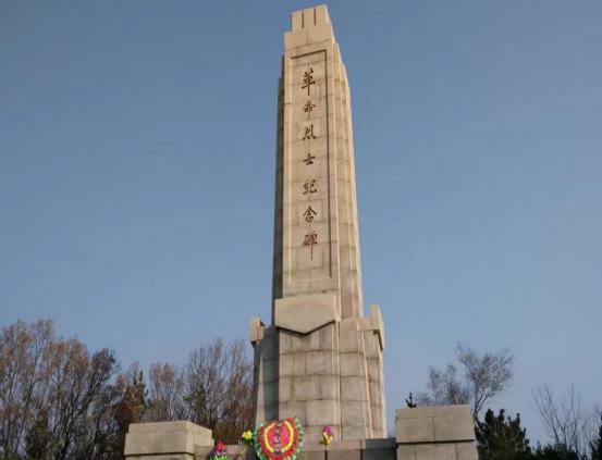       革命英雄烈士纪念碑