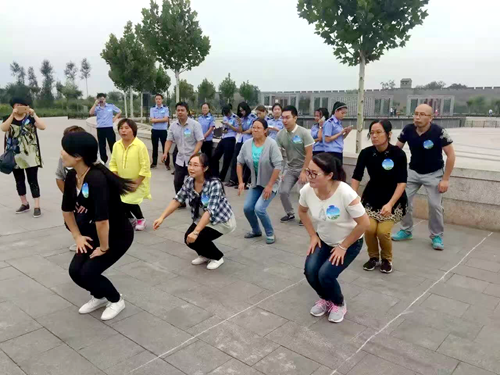 "萝卜蹲"小游戏