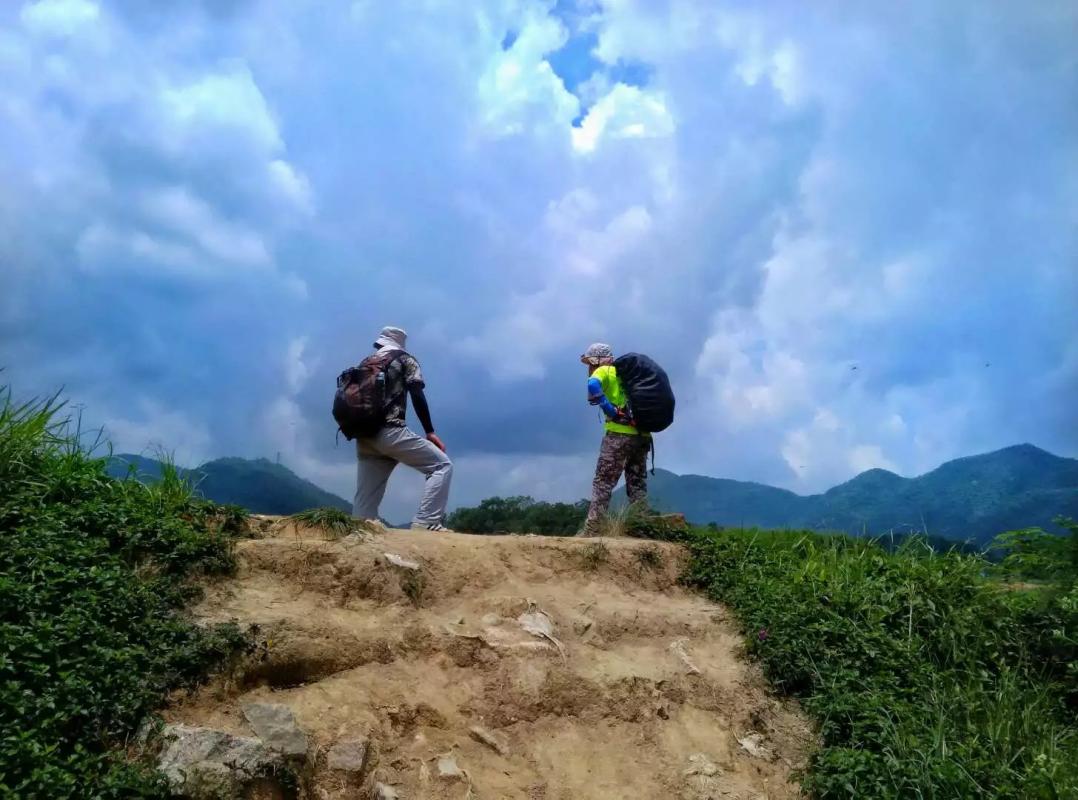 首届"万步有约"摄影大赛投稿投票平台