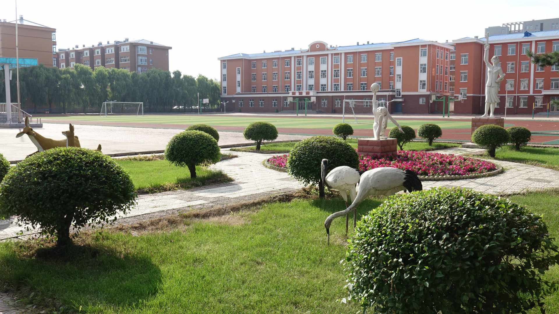 桦川第四中学体育场