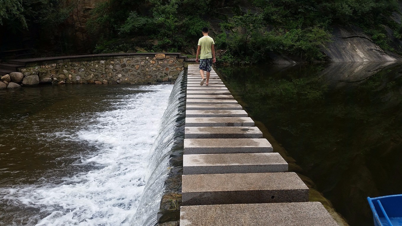我发现的健走场地——神堂峪木栈道