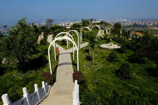 寿阳灵芝公园健走步道