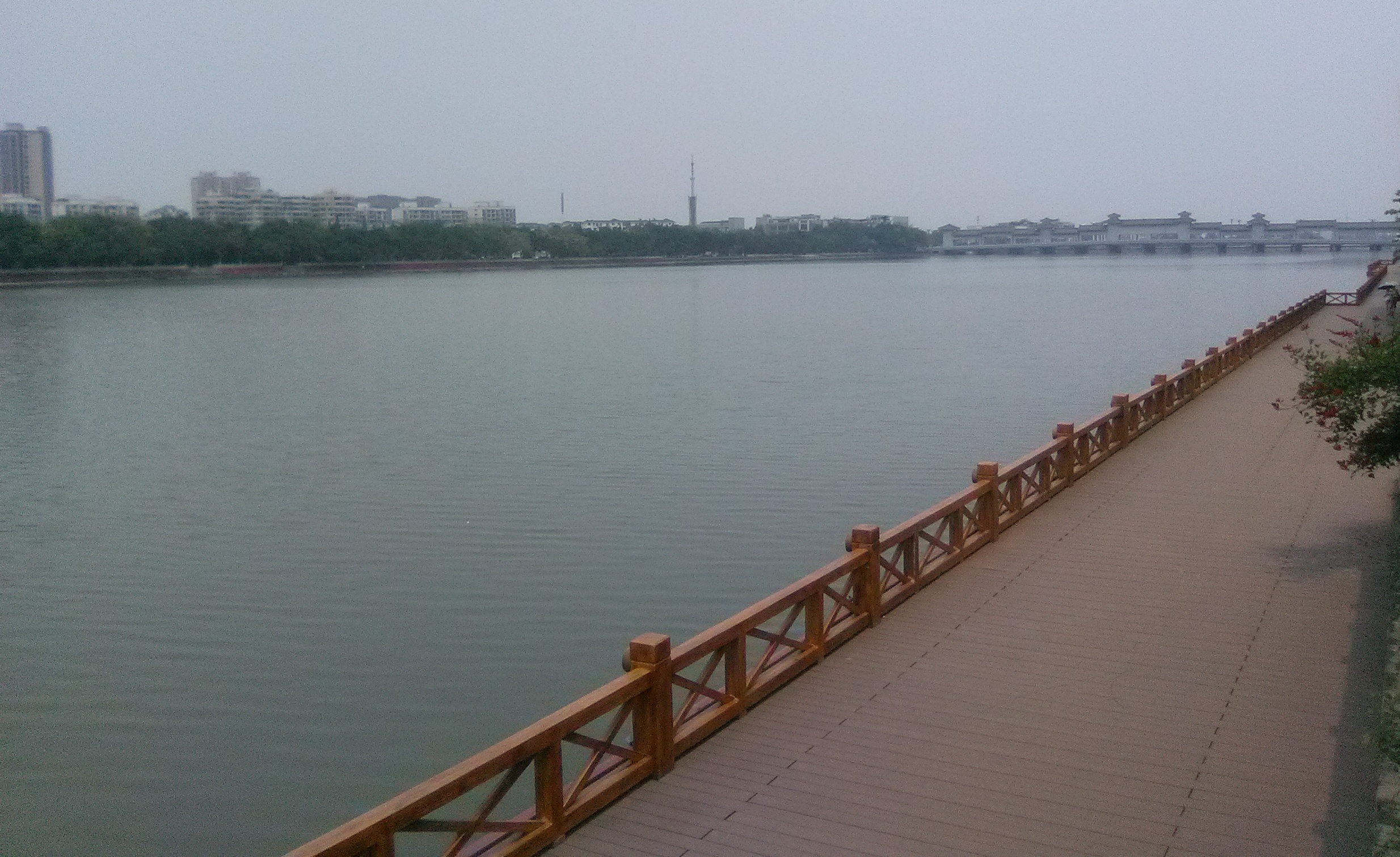 四川省德阳市广汉市鸭子河亲水栈道