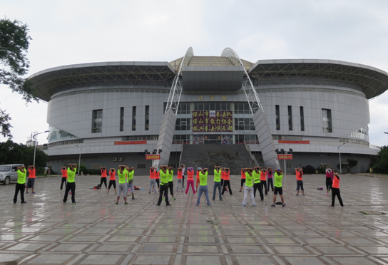 科学健走乐在其中保山市隆阳区开展实地健走活动