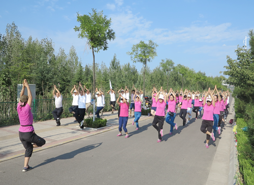科学健走相约健康宝鸡市陇县示范区开展万步有约实地健走活动